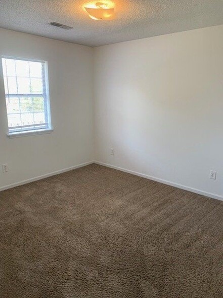 Building Photo - 2004 Tower Pl