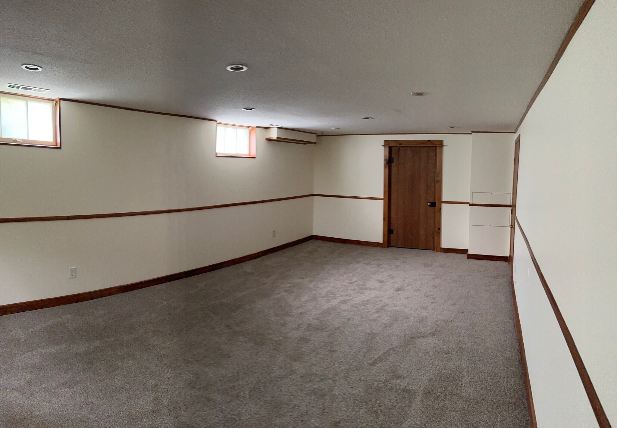 Building Photo - 124 Spruce St
