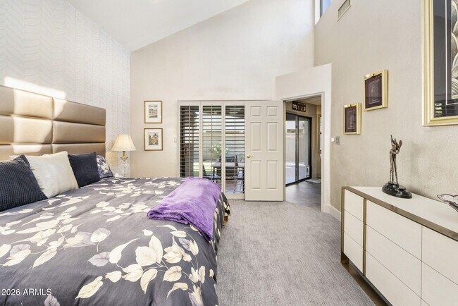 Building Photo - 8782 E Mustang Trail