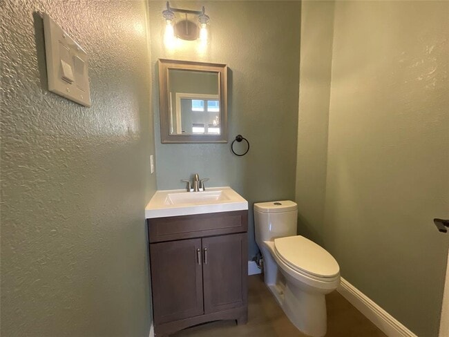 Building Photo - 3300 Bratton Heights Dr