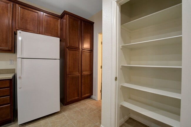 Building Photo - 3 Bedroom Home in Summerlin West COMING SOON!