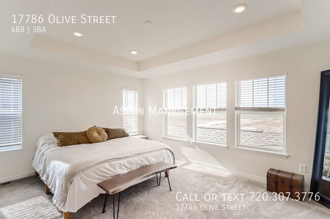 Building Photo - Bright and spacious 4BR, 3BA! Great location!