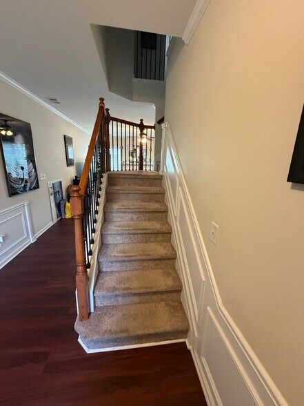 Building Photo - 115 Finchley Dr