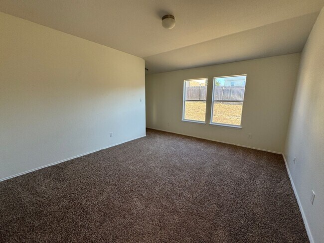 Building Photo - 4-Bedroom House for Rent in Killeen *Save $100/Month!*