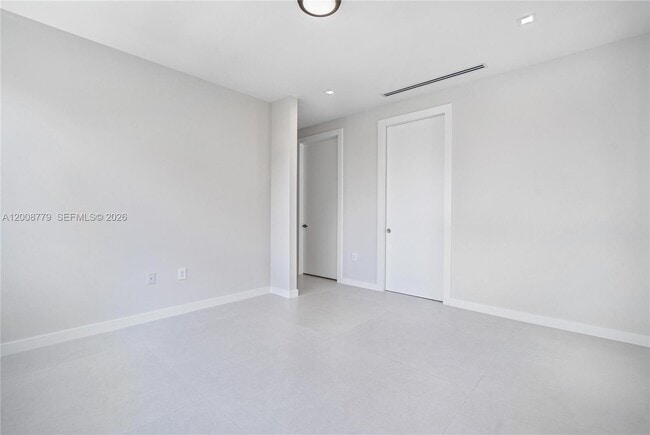 Building Photo - 1241 SW 23rd St