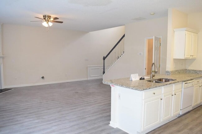 Building Photo - 3625 Gainesway Ct NW