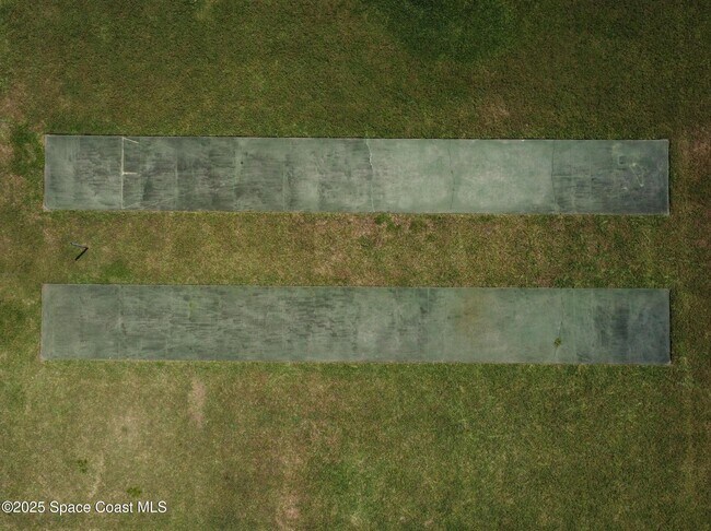 Building Photo - 190 E Olmstead Dr