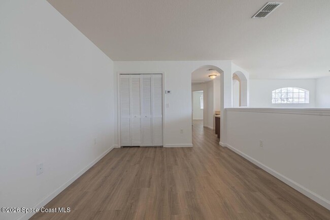 Building Photo - 3701 Titanic Cir