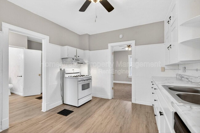 Building Photo - 7135 Woodrow Ave