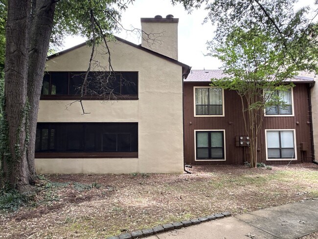 Primary Photo - 7201 Winery Ln