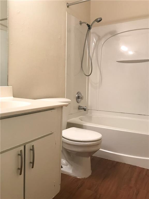 Building Photo - 1203 W 49th St