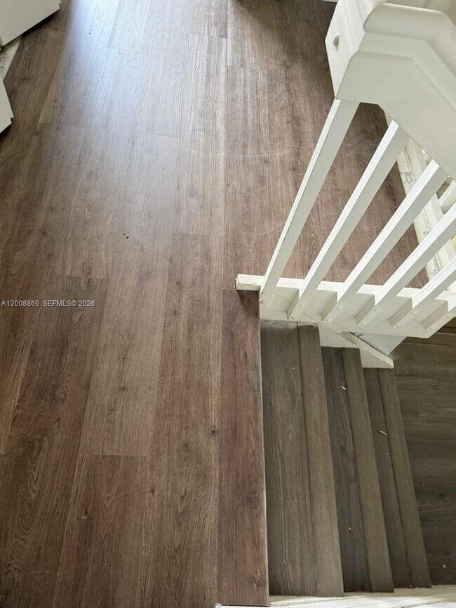 Building Photo - 2311 NE 42nd Cir