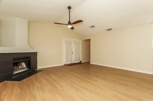 Building Photo - 362 Cypressway Dr