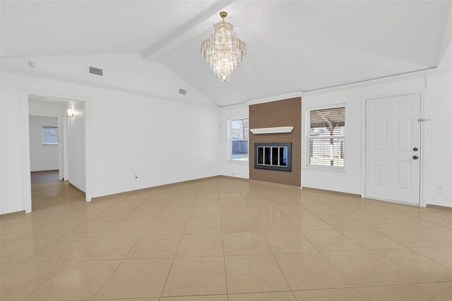 Building Photo - 8802 Tanager St