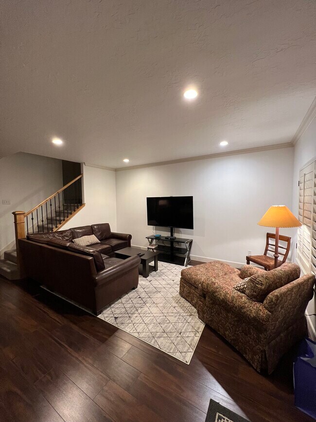 Building Photo - 949 N 920 W