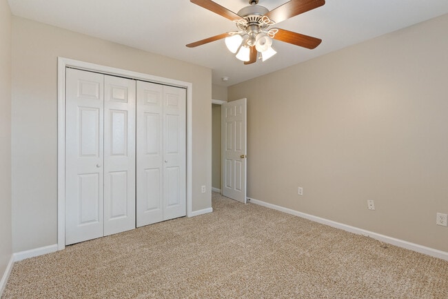 Building Photo - 391 Sandleton Way