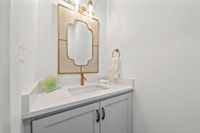 Building Photo - 23011 Perdido Beach Blvd