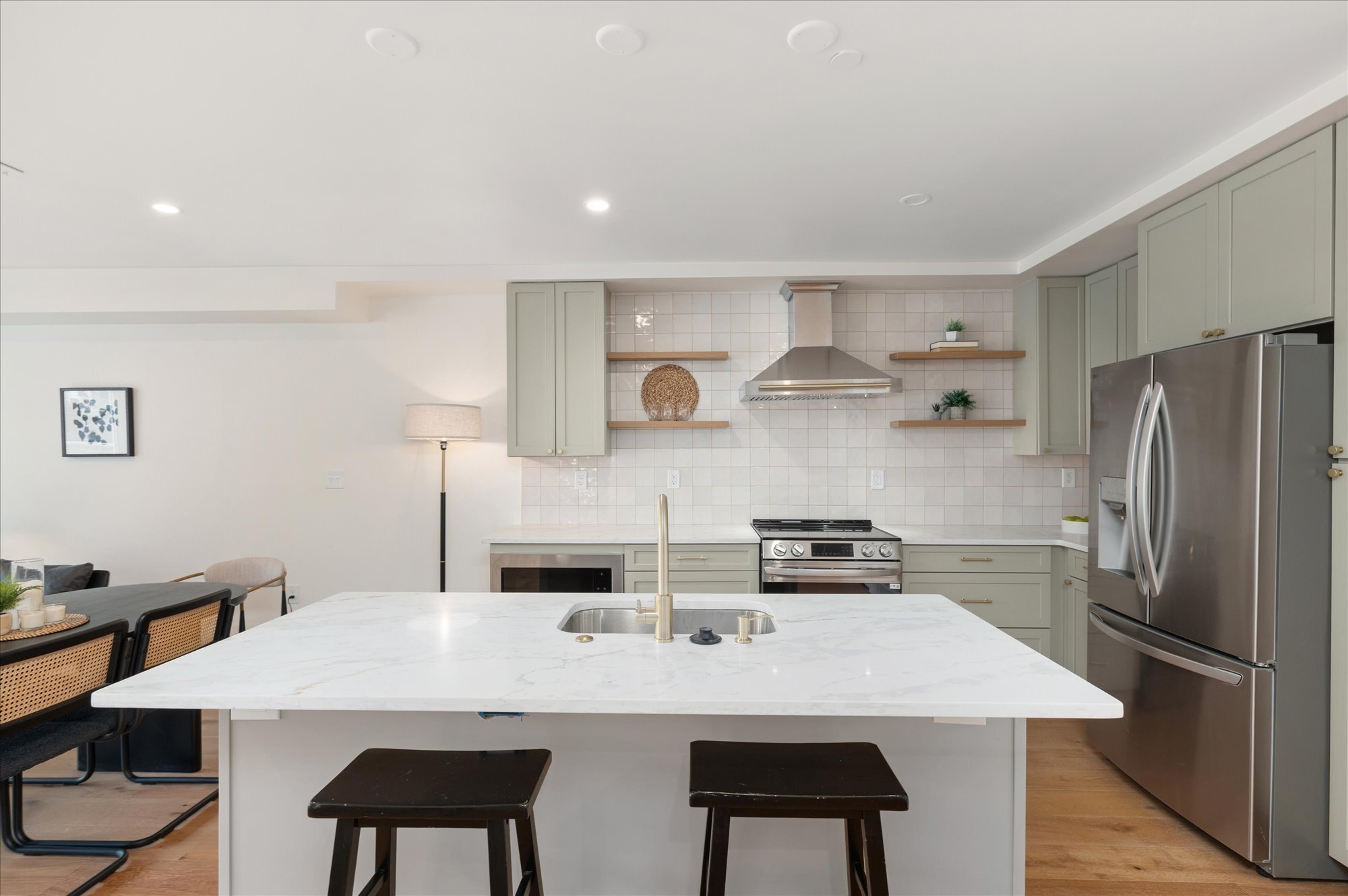 Building Photo - 318 Webster St NW