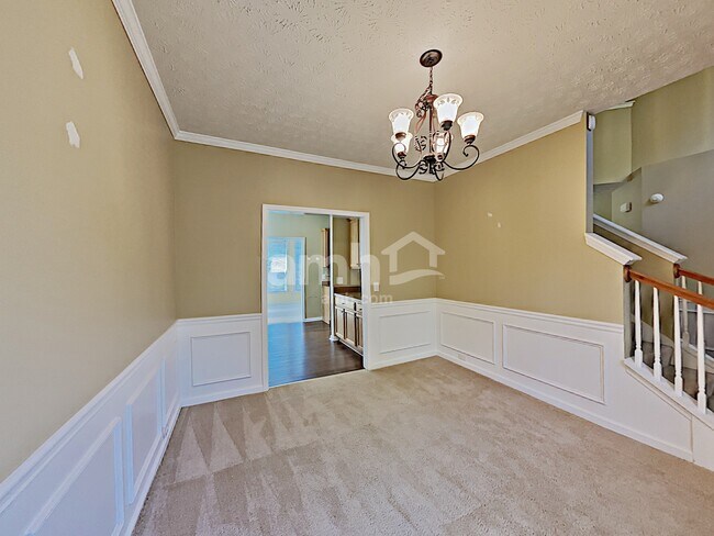 Building Photo - 409 Avery Ct