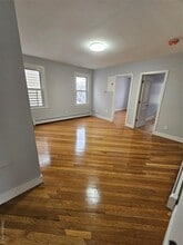 Building Photo - 78-32 87th Ave