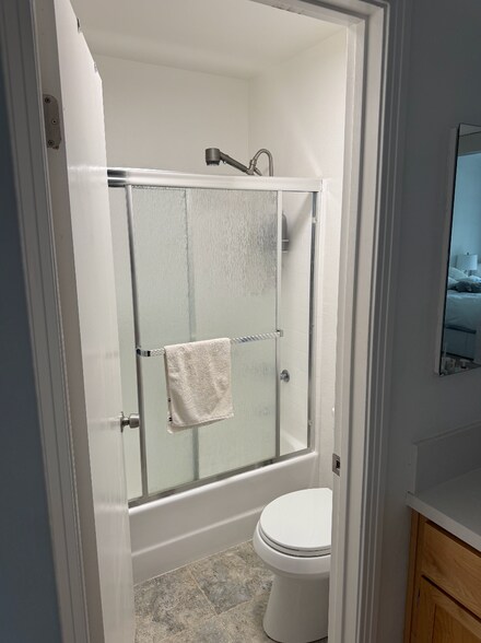 Building Photo - 4120 Porte de Merano