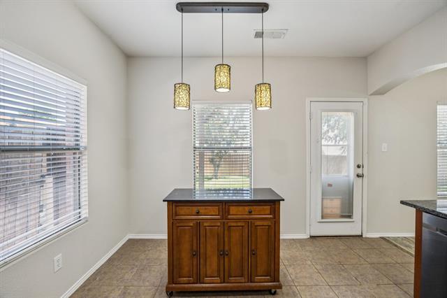 Building Photo - 724 Kentucky Derby Ln