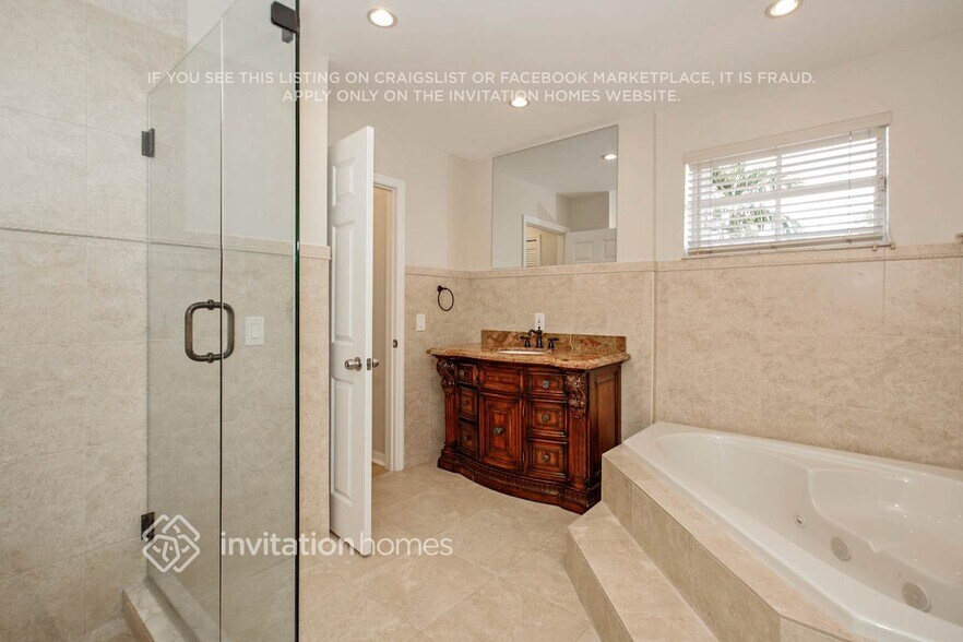 Building Photo - 16276 SW 83rd St