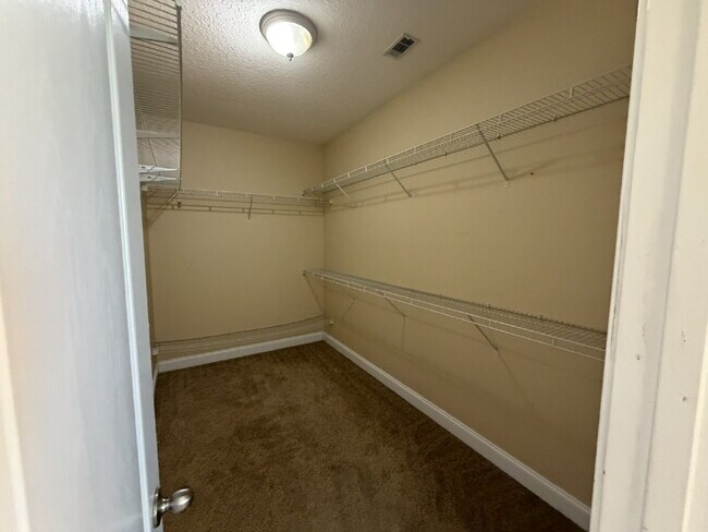 Building Photo - Home for Rent