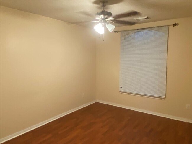 Building Photo - 15943 Breanna Ln