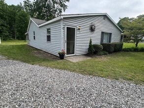 Building Photo - 38491 Westvale St