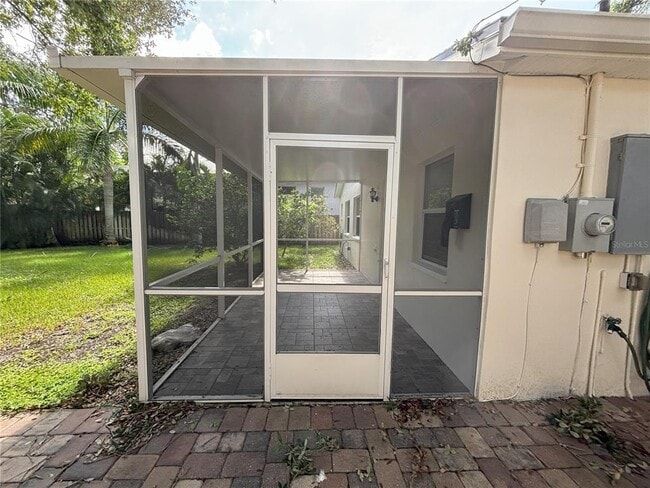 Building Photo - 4727 W Wallcraft Ave