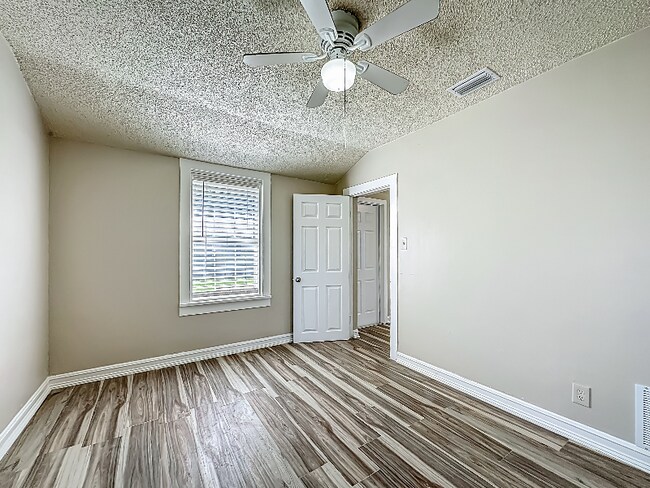 Building Photo - 209 Flagler Blvd