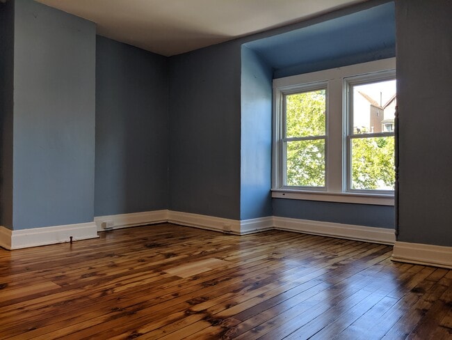 Building Photo - 4109 Haldane St