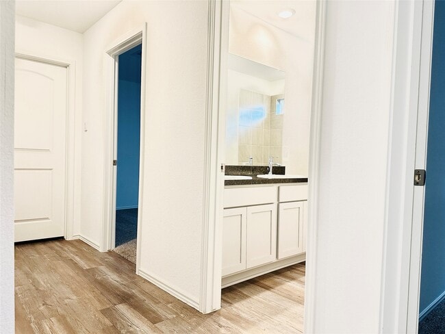 Building Photo - 6059 Canyon Dawn Dr