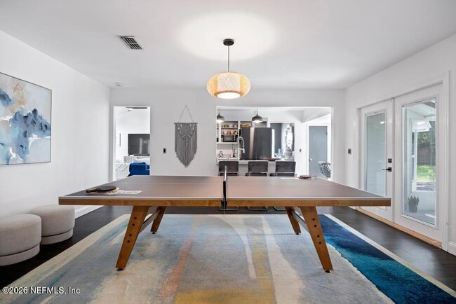 Building Photo - 14352 Crystal Cove Dr S