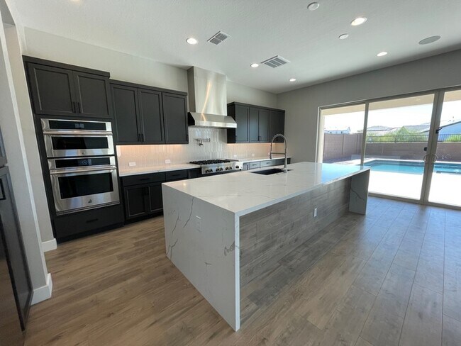 Building Photo - 21615 N 60th Ter - Talinn at Desert Ridge