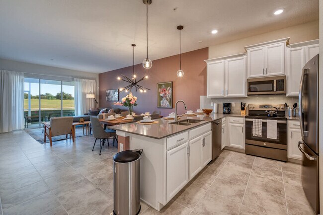 Building Photo - 853 Ocean Course Ave