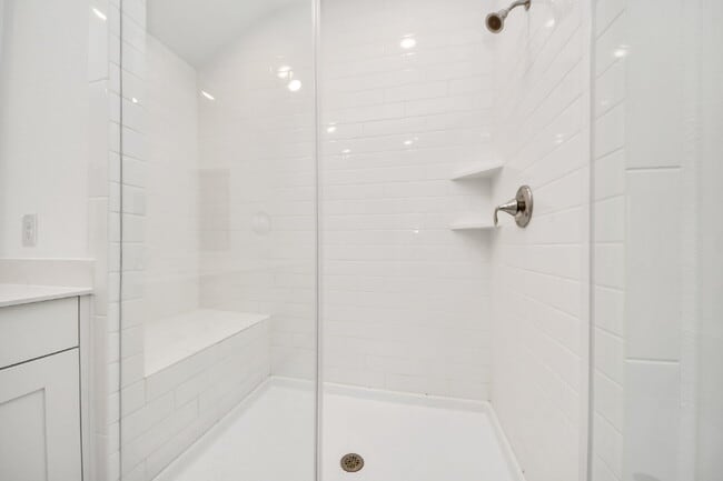 Building Photo - Immediate Move-In Ready 3-Bedroom Home in Rosharon. Comfort, Space & Easy Living