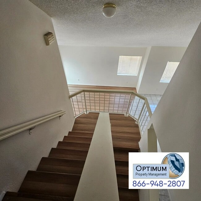 Building Photo - Charming Two-Story Home with 3 Bedrooms, 3...
