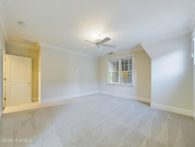 Building Photo - 3724 Rolston Dr