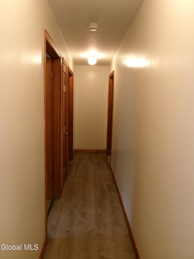 Building Photo - 222 S Ten Broeck St