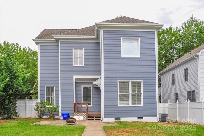 Building Photo - 3010 Colonel Springs Way