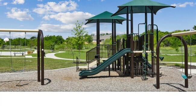Building Photo - 17709 Shafer Dr