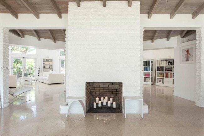 Building Photo - 7924 SW 50th Ct