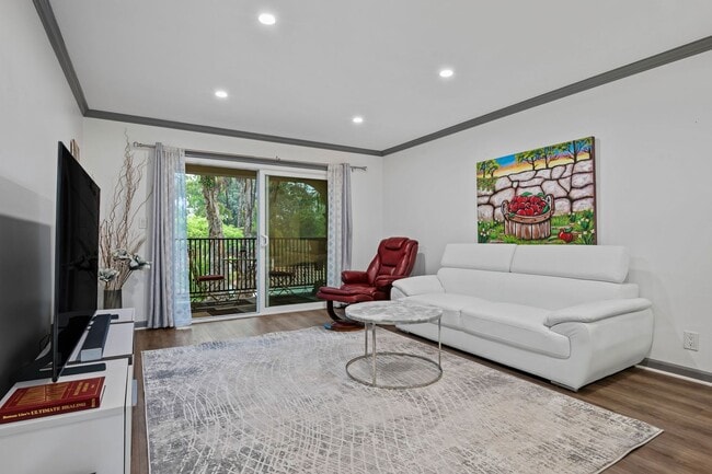 Building Photo - Fully Furnished 1BR/1BA – Top-Floor El Escorial Villa at East Beach