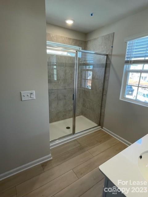 Building Photo - Newer town home available end of December!