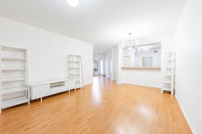 Building Photo - 2965 Stockton Ct