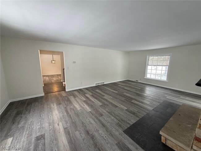 Building Photo - 22350 S Woodland Rd