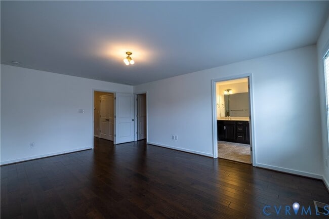 Building Photo - 11443 Hayloft Ln
