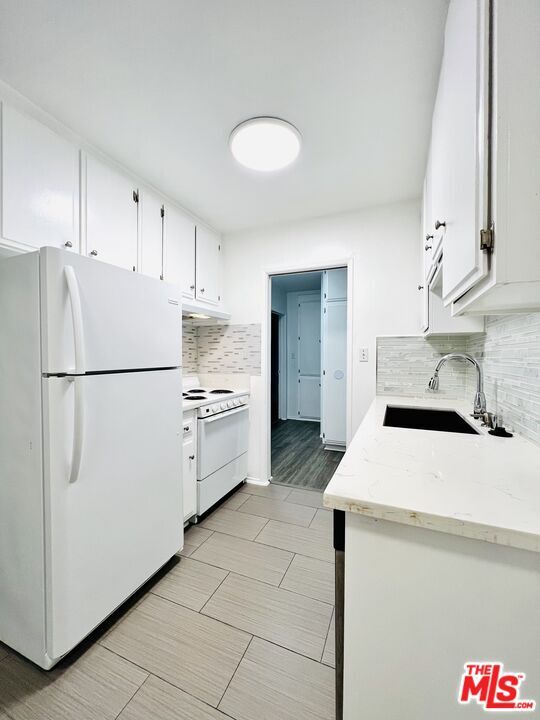 Building Photo - 1833 Normandie Ave